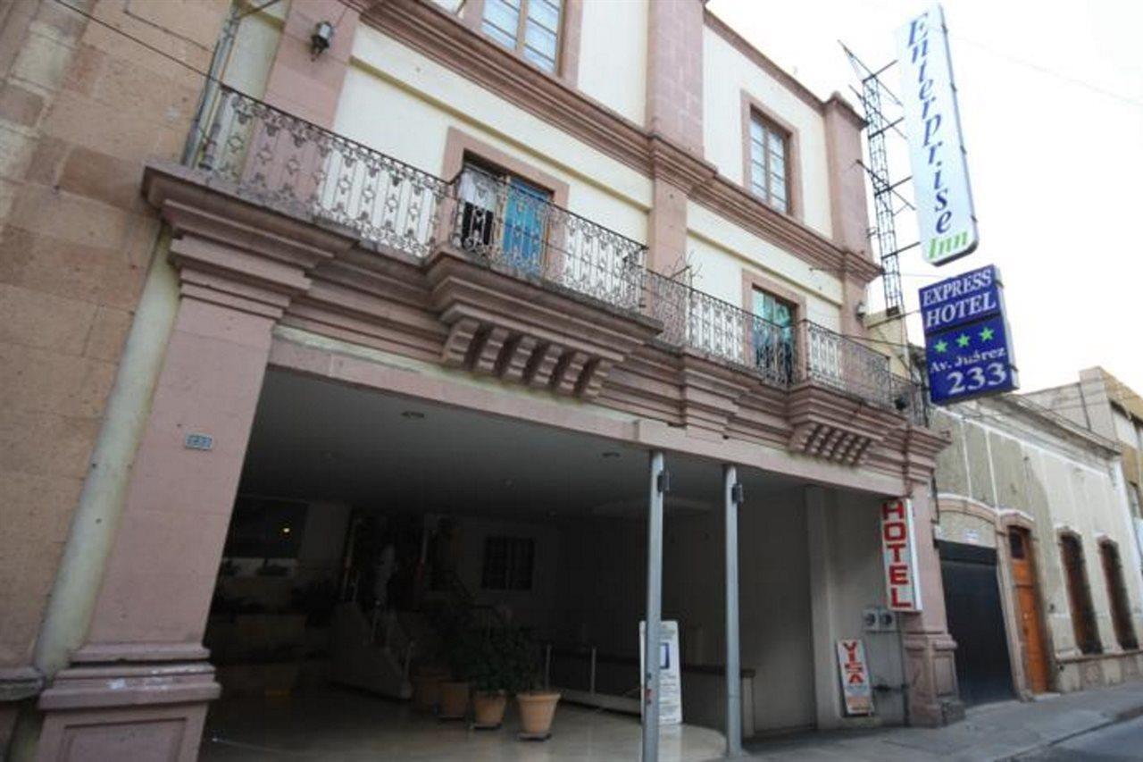 Hotel Mision León Esterno foto